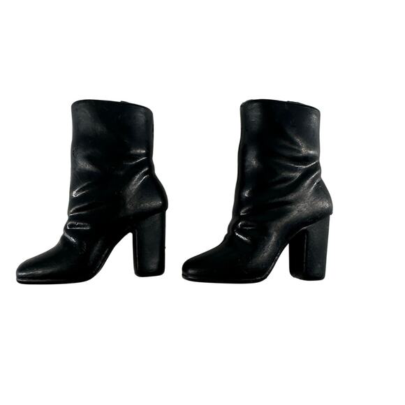 Barbie Black Chunky Heel Boots – 1" Tall Doll Shoes Modern Style - Picture 2 of 5